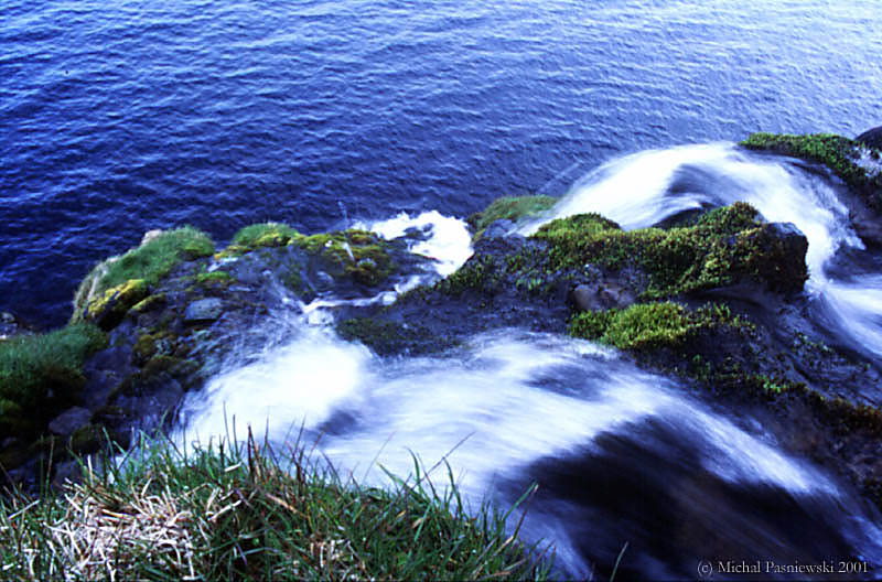 109 Husavik panisula east.jpg (102 KB)