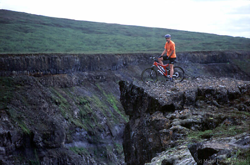 117 Jokulsargljufur-canyon.jpg (72 KB)