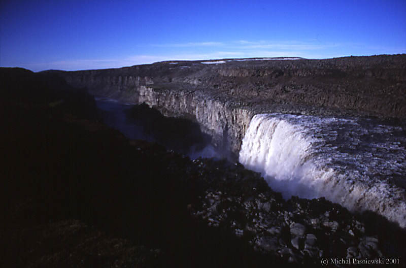 210 Dettifoss.jpg (42 KB)