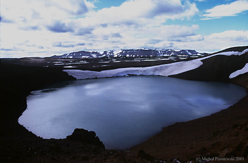 315 Krafla-Viti crater lake.jpg (45 KB)