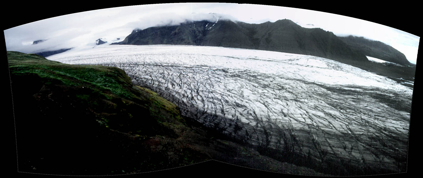 405 Skaftafellsjokull-View from Sjonarnipa.jpg (102 KB)
