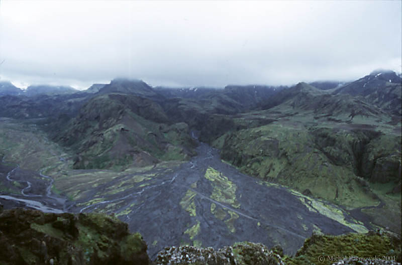 704  Landmannalaugar track-Porsmork-View from Valahnurkur.jpg (49 KB)
